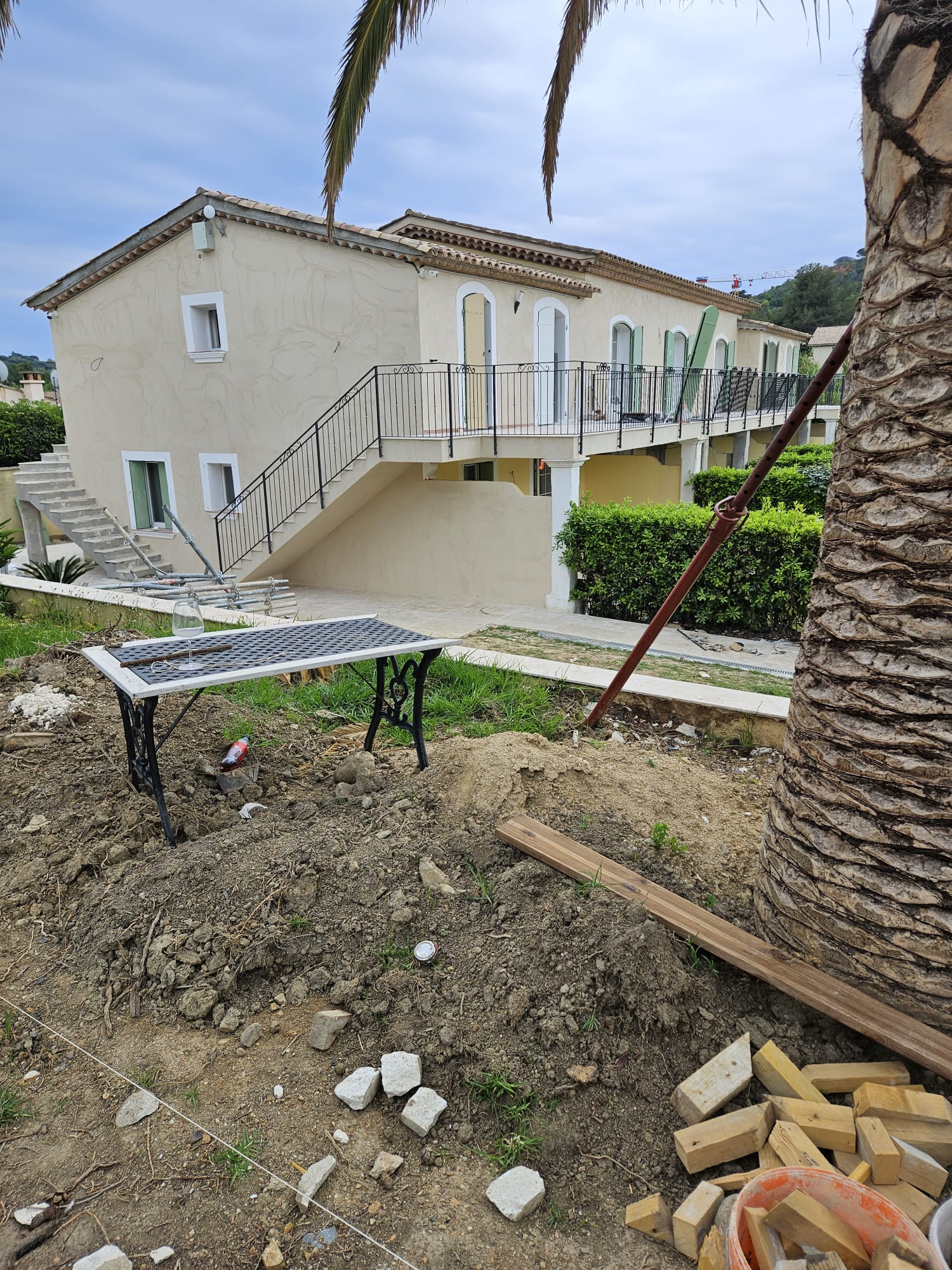 Vue extérieure d'un chantier de rénovation